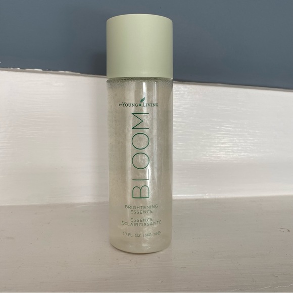 Young Living Other - YOUNG LIVING Bloom Brightening Essence